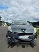Peugeot PEUGEOT 5008 HDI Automatik Premium 165 PS - gebrauchte Peugeot 5008 aus dem Jahr 2011