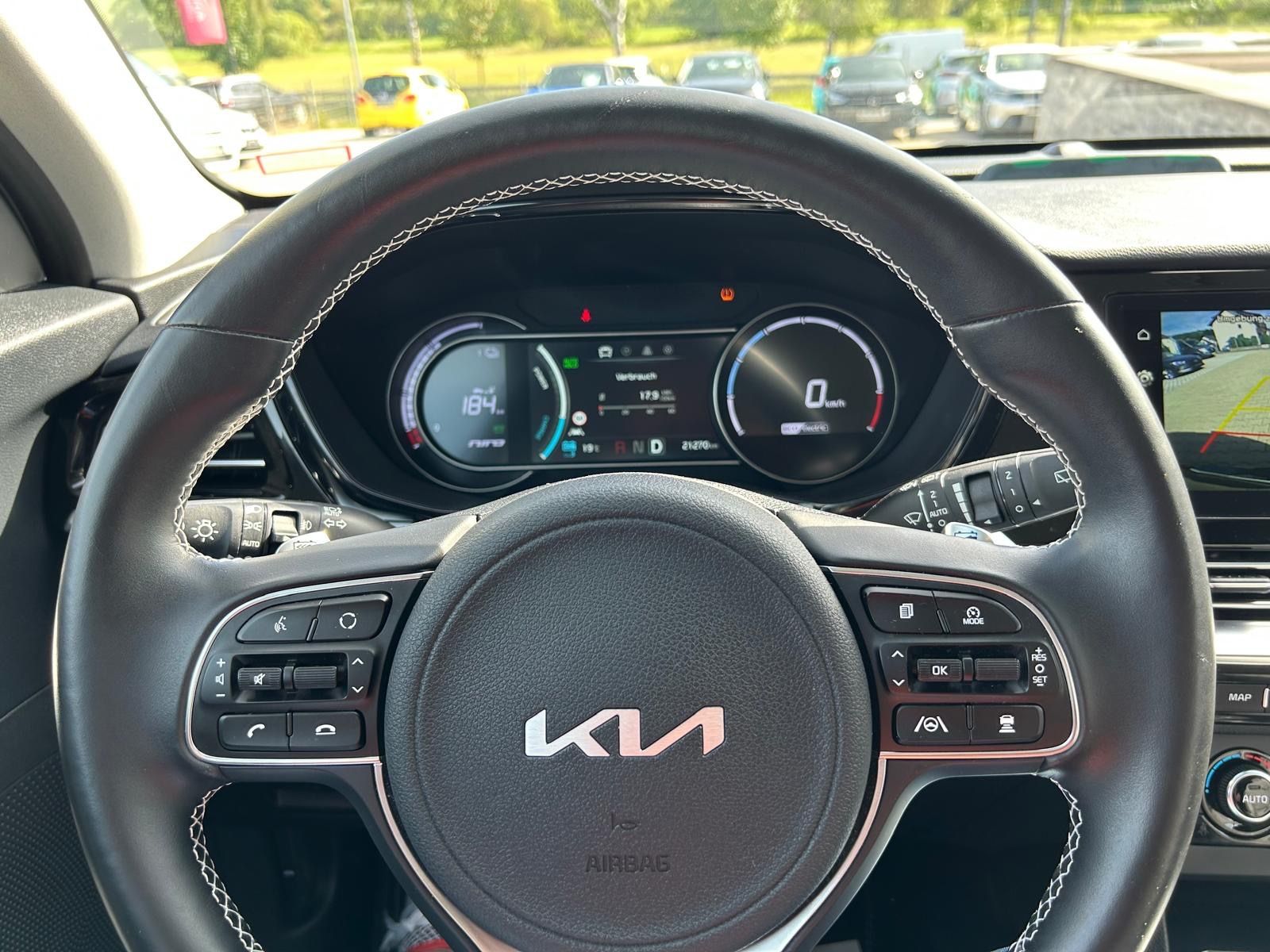 Fahrzeugabbildung Kia e-Niro Vision°1.Hand°SOH 100%°Navi°Kamera°Leder°