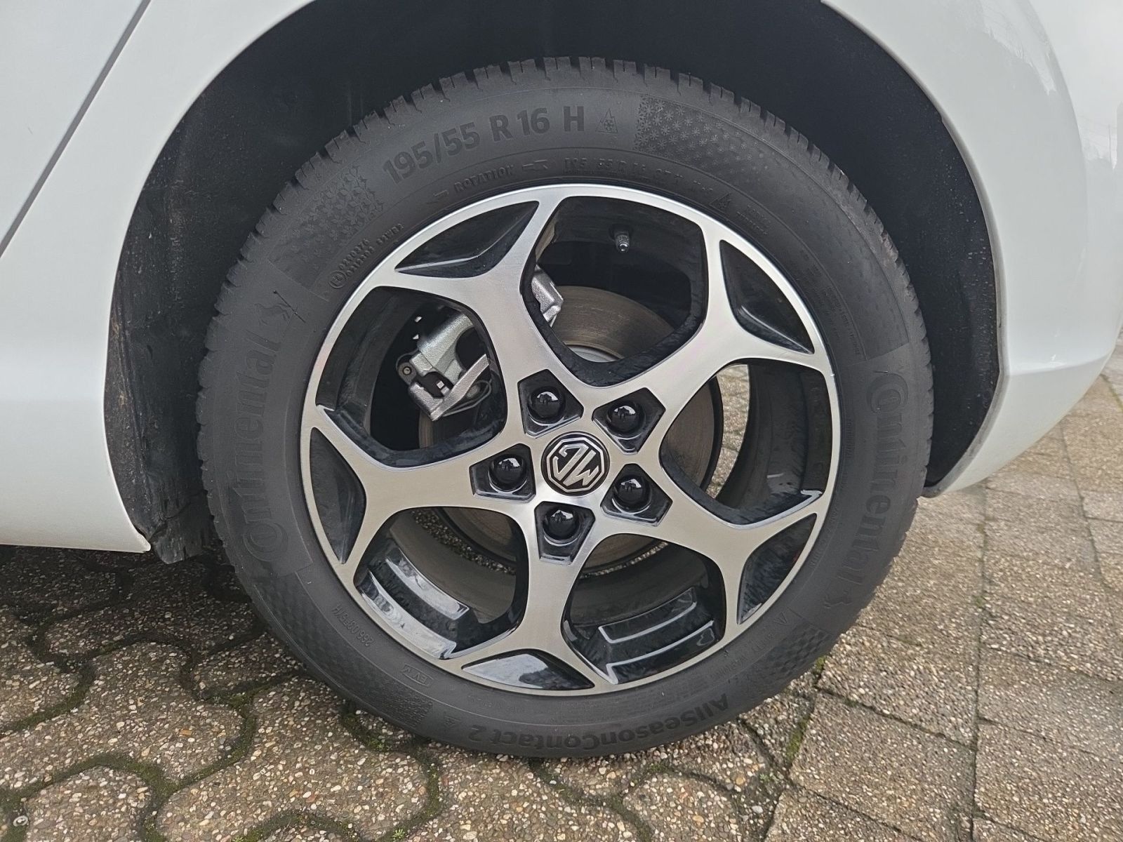 Fahrzeugabbildung MG MG3 Hybrid+ 3 1.5 Hybrid+ 143 kW Luxury 195 PS A