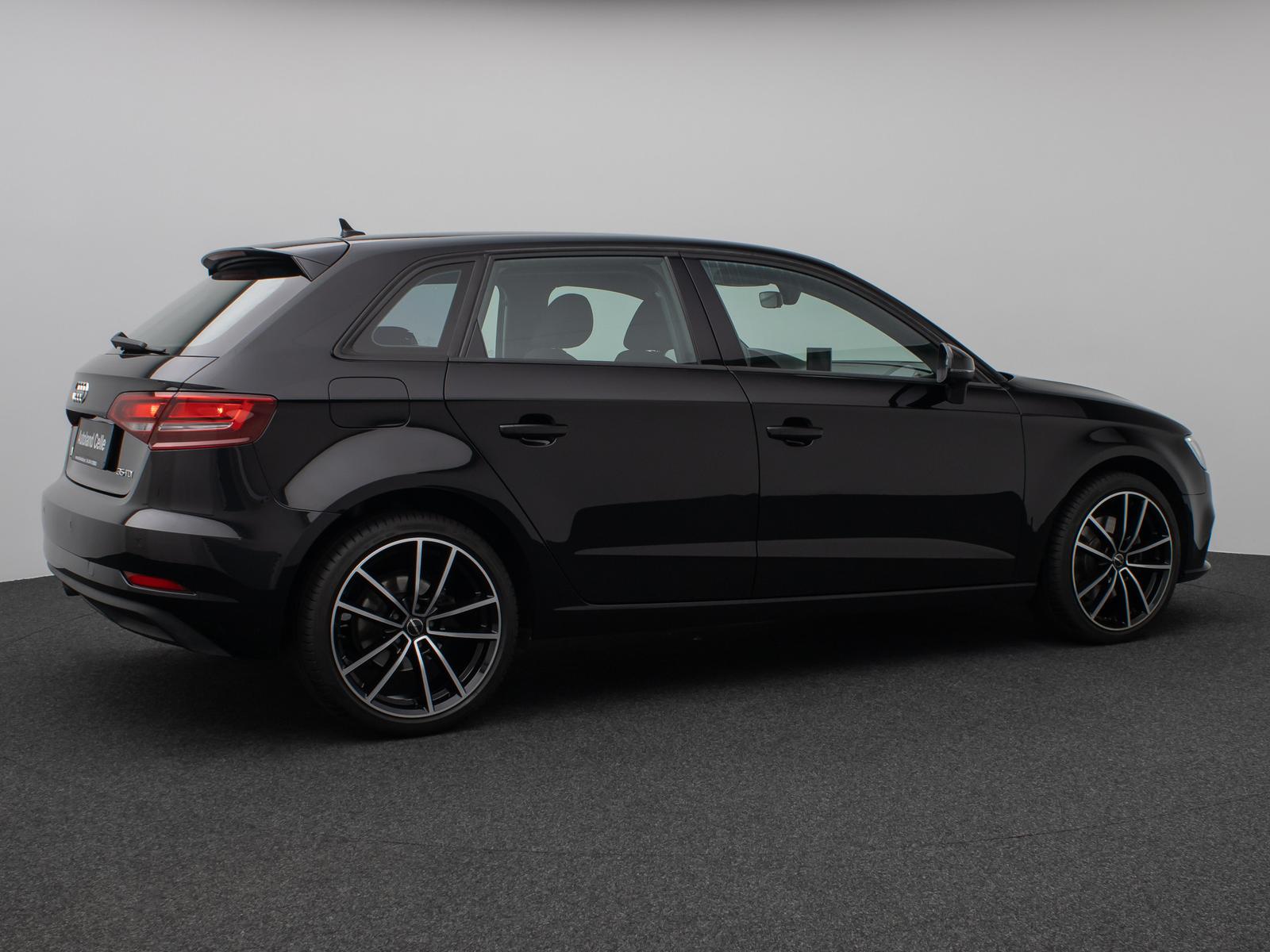 Audi A3 Sportback 35 TDI Aut. Sitzhzg Navi Xenon, миниатюра 6
