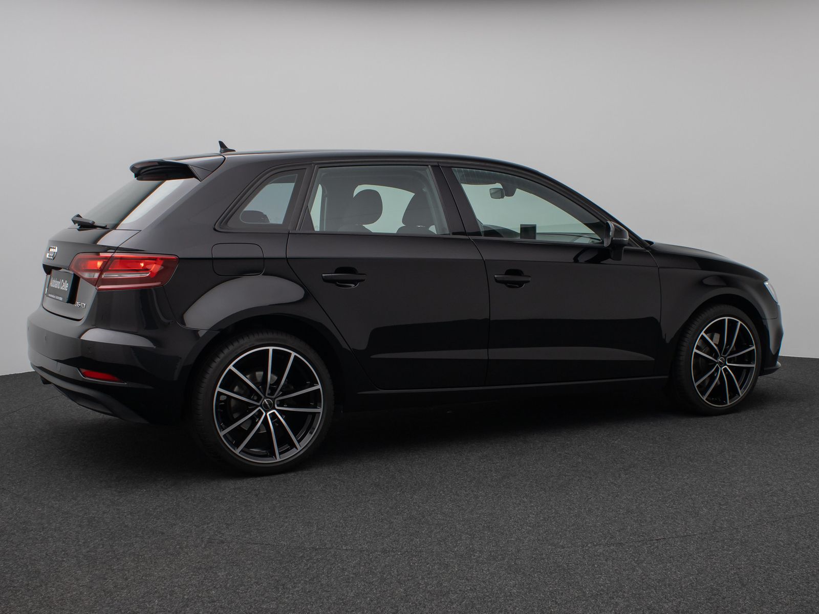 Fahrzeugabbildung Audi A3 Sportback 35 TDI Aut. Sitzhzg Navi Xenon