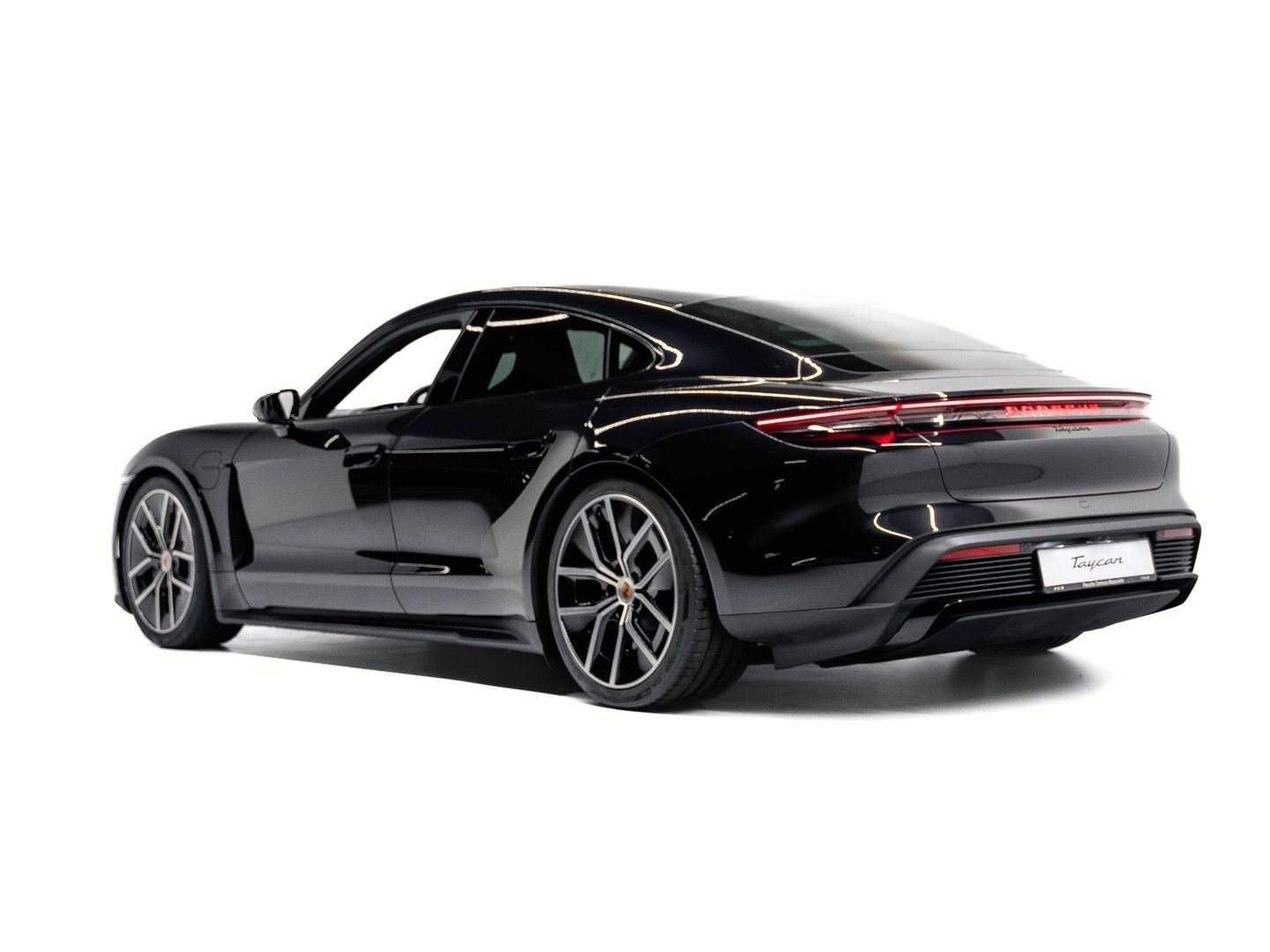 Porsche Taycan imagem 3