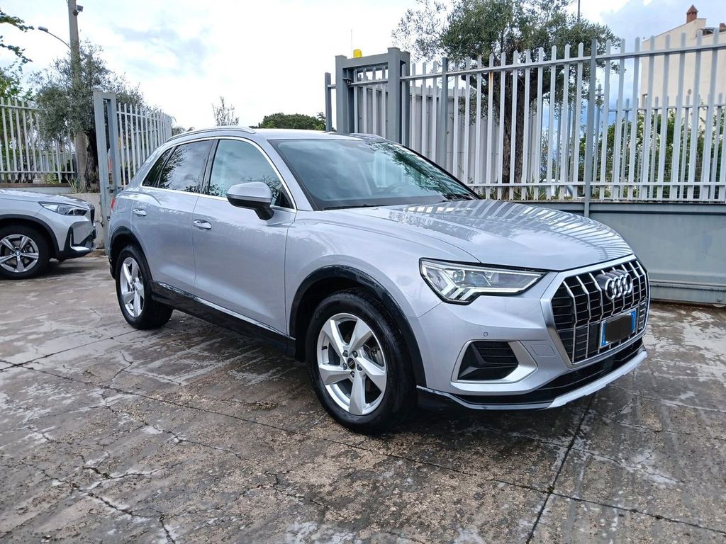 Image of Audi Q3