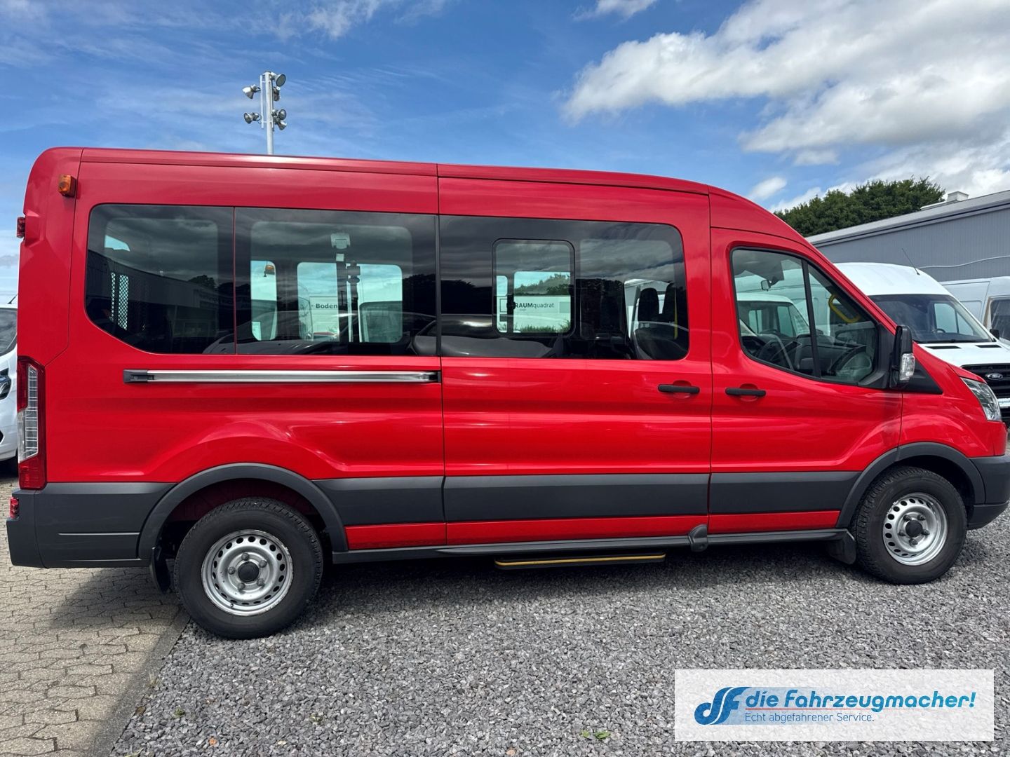 Fahrzeugabbildung Ford Transit Kombi 350 L3 Trend 2.2 TDCi *7054 *KLIMA