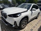 BMW X1 23 i xDrive xLine Innovation Panoramadach