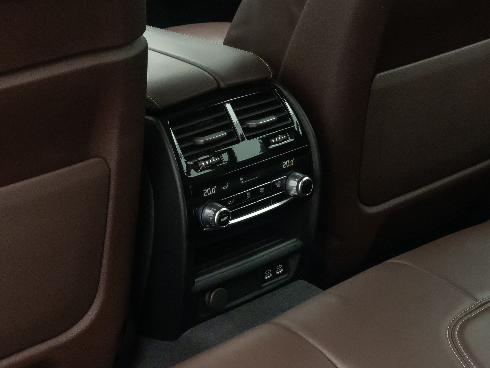 Fahrzeugabbildung BMW 530d xD Luxury Line AHK Alarm H/K DAB Individual
