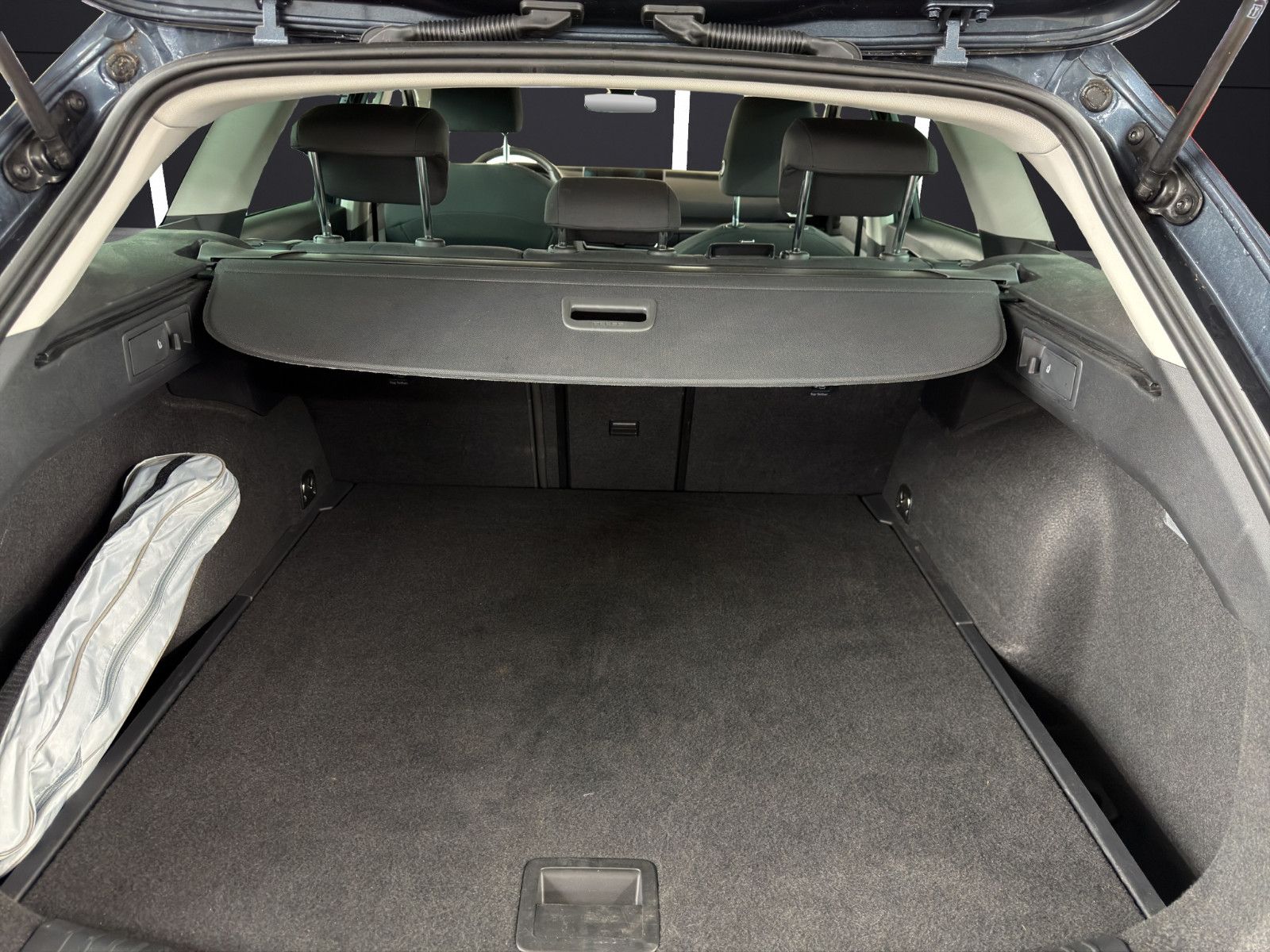 Fahrzeugabbildung SEAT Leon Sportstourer 1.5 TSI 85 kW Style*CarPlay*