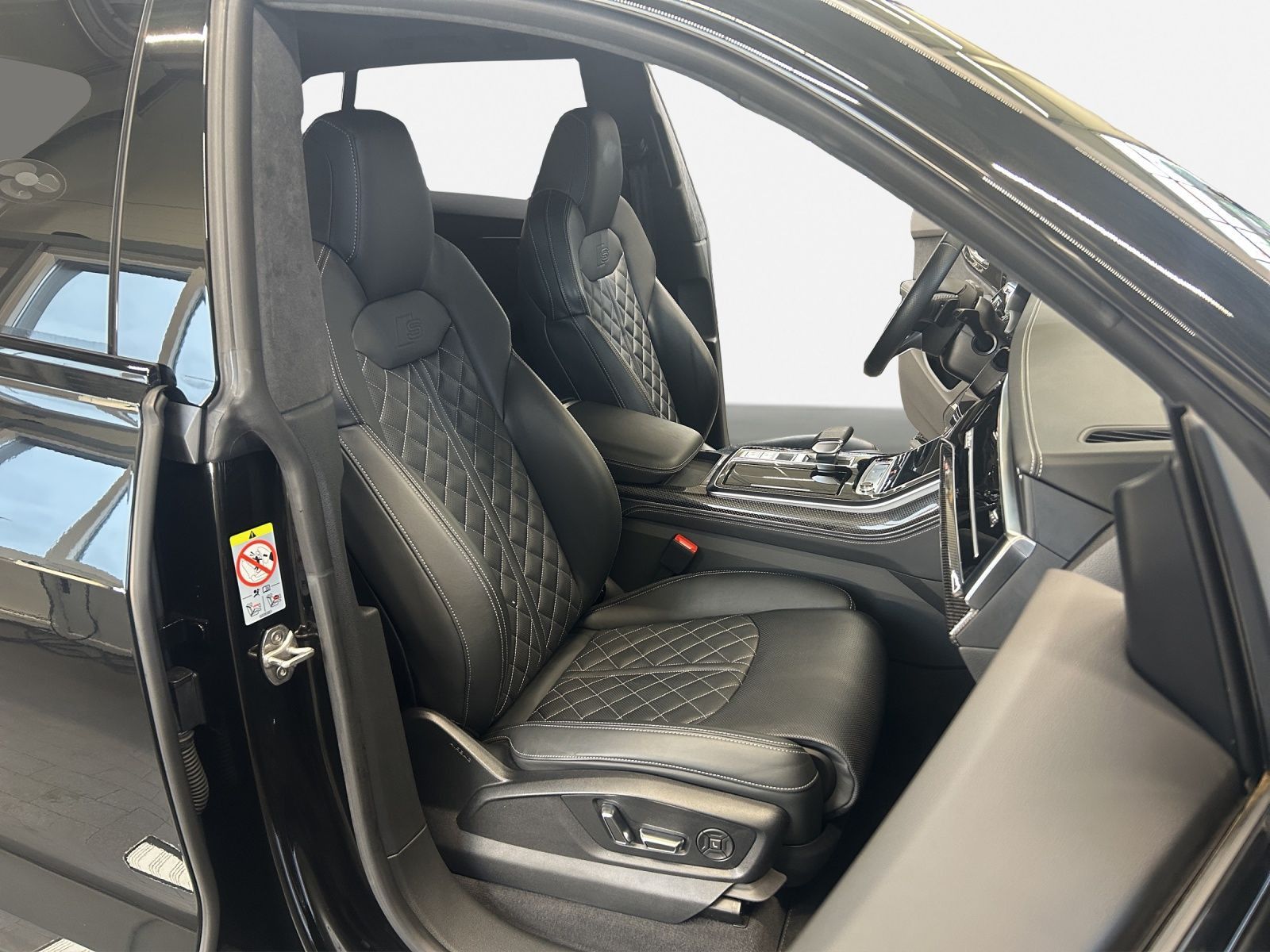 Audi SQ8 - Bild 4