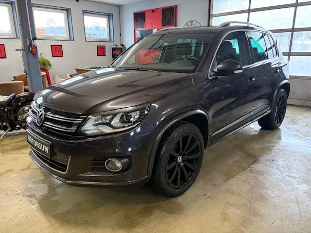 Volkswagen Tiguan Lounge Sport~Kamera~Pano~DSG~4Motion~AHK