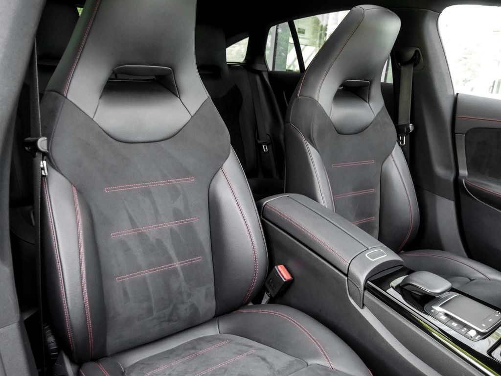 Mercedes-Benz CLA 250 Shooting Brake CLA 250 4M Shooting Brake |AMG|NIGHT|NAVI|MBeam