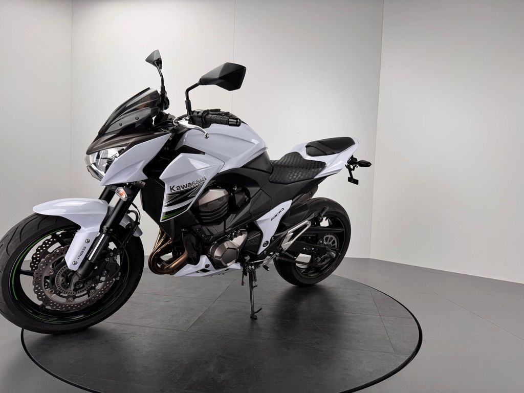 Fahrzeugabbildung Kawasaki Z800 *2. HAND *SERVICE NEU *TOP-ZUSTAND