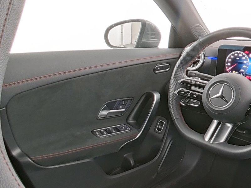 Mercedes-Benz CLA Coupé AMG/NAVI/KAMERA/LED, миниатюра 4