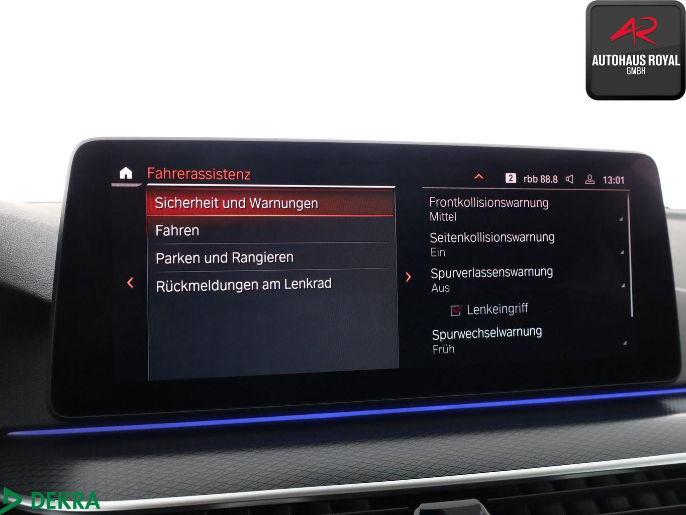 BMW 530 i T M SPORT LASER,STANDHZ,360°,AHK,ACC,PANO