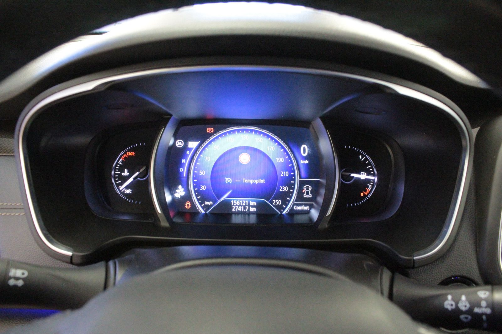 Fahrzeugabbildung Renault Talisman ENERGY TCe 200 EDC Intens Grandtour