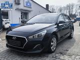 Hyundai i30 YES! + 1.6L DCT AUTM R-KAM ACC NAV STHZ - Hyundai: Unfallwagen