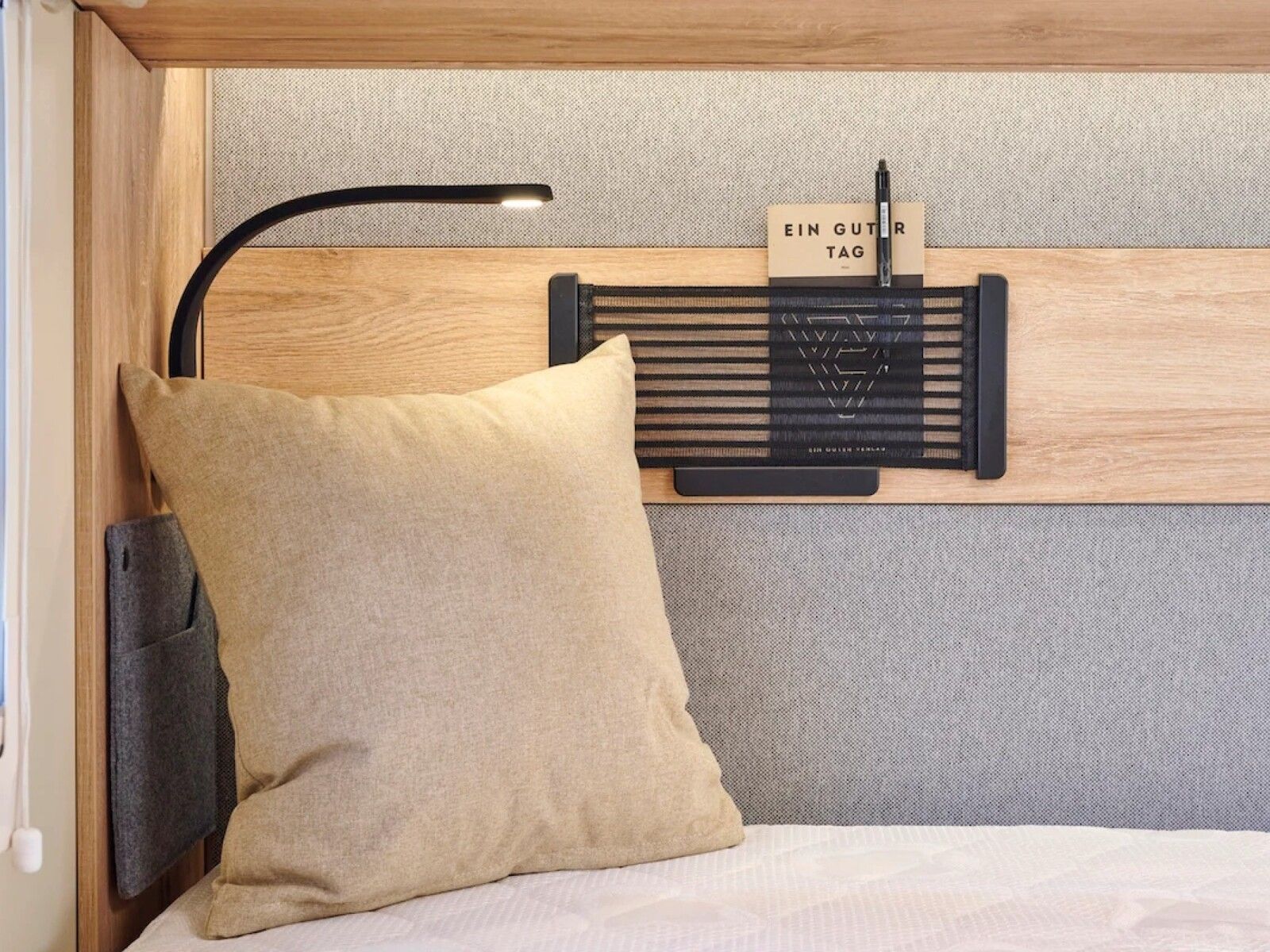 Fahrzeugabbildung Eura Mobil Xtura XT 686 EF Solar,Navi,Markise,Dieselheizung