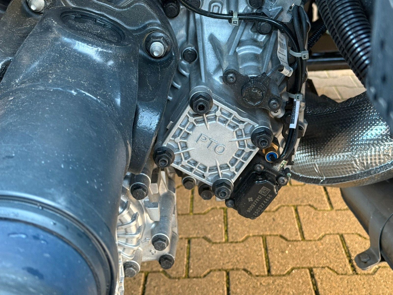 Fahrzeugabbildung MAN TGX 18.520 LL SA Retarder & Nebenantrieb D30