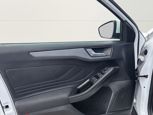 Ford Focus Turnier Cool & Connect 1.5 Navi+Klima+LED+