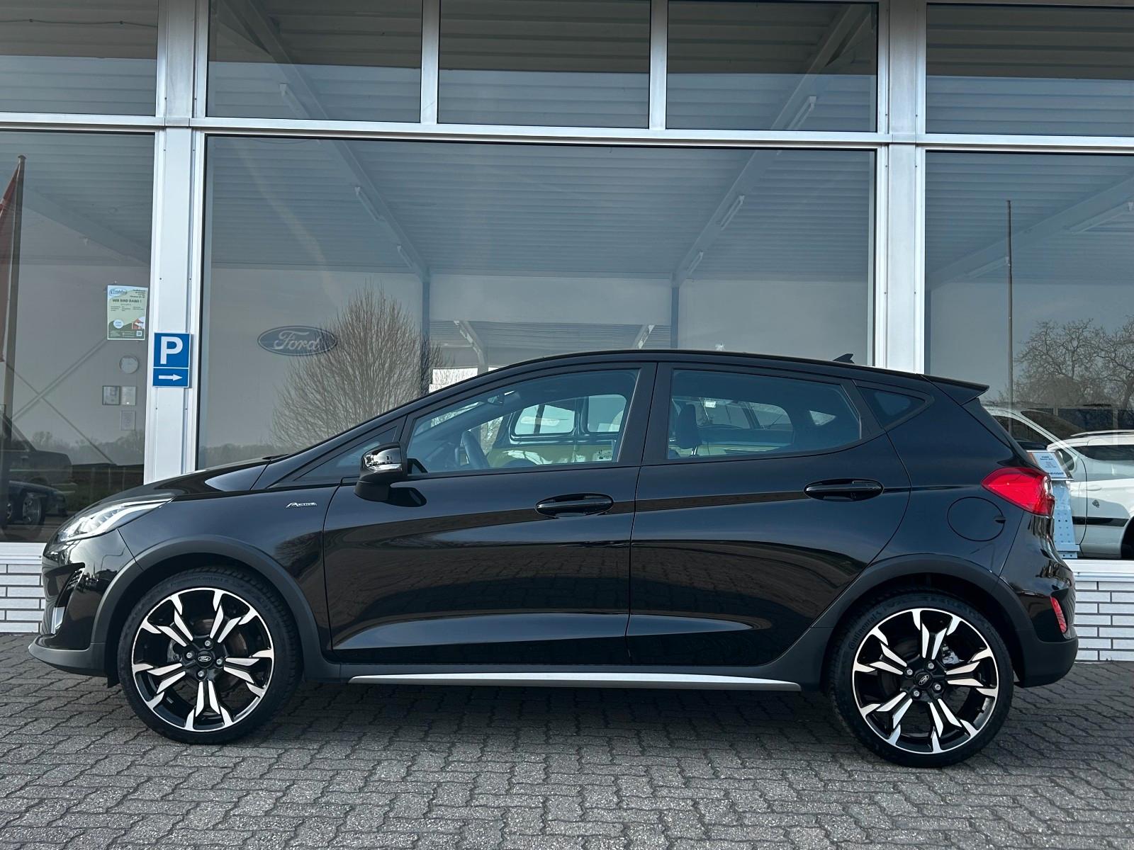 Ford Fiesta Active X B&O Navi Pano