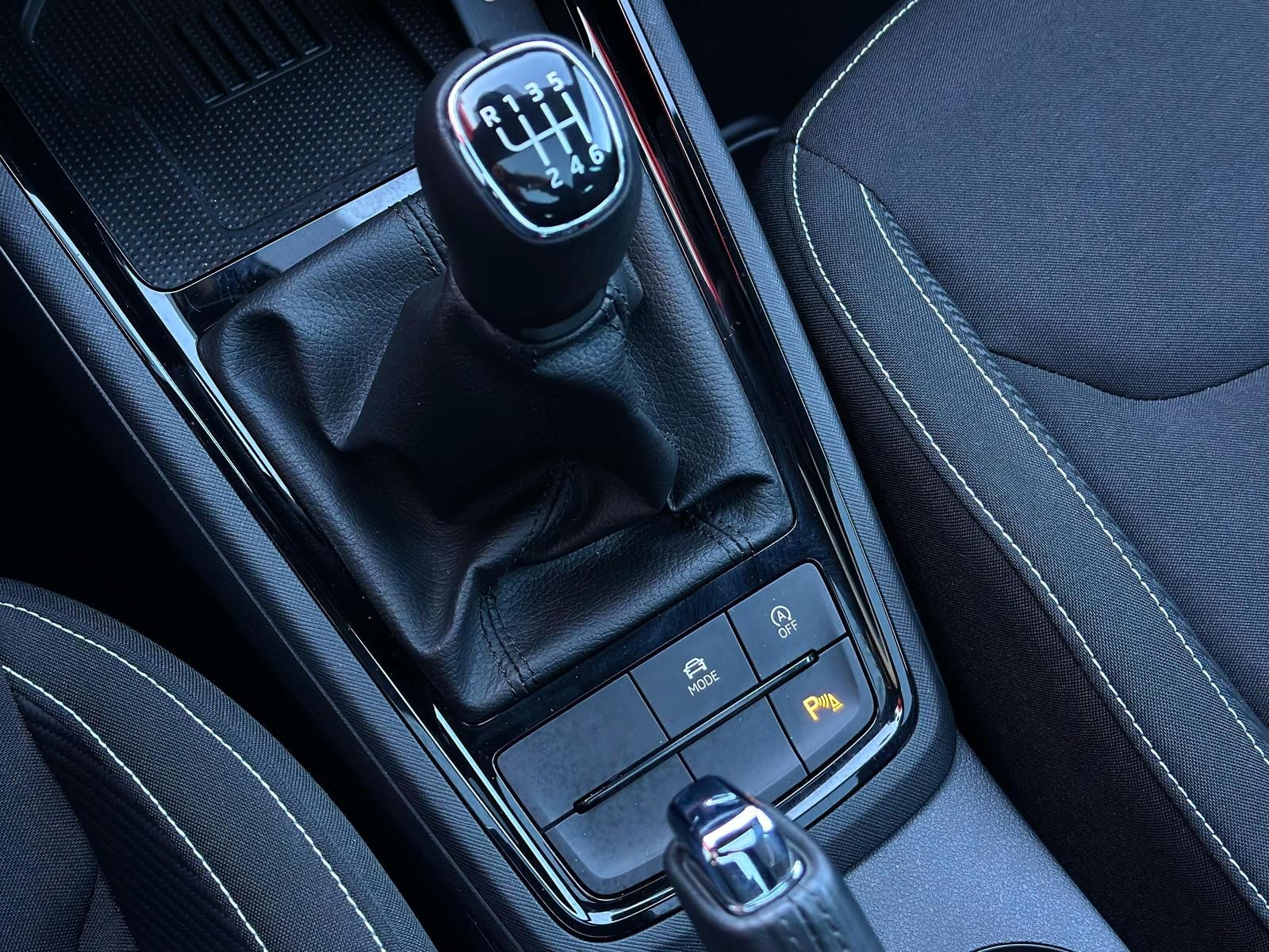 SKODA Scala 1.0TSI MONTE CARLO MATRIX#TEMPO#SPUR#NAVI - Image 15