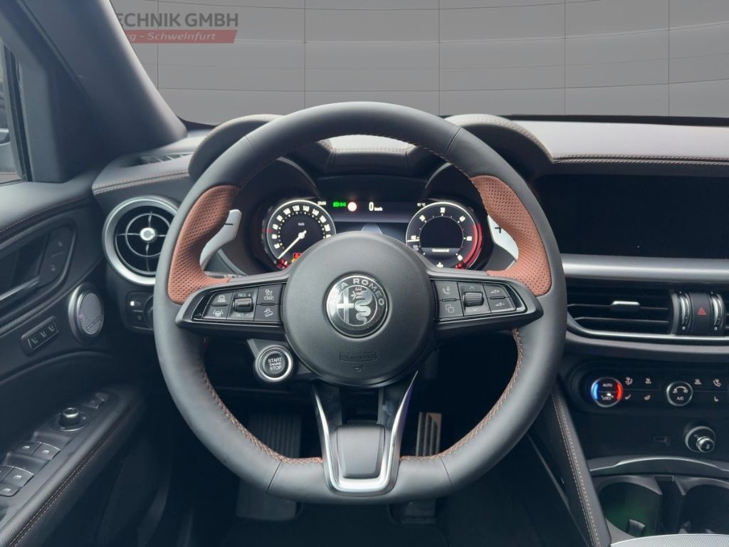 Fahrzeugabbildung Alfa Romeo Stelvio Intensa 2,2l Diesel AHK Winter RFK