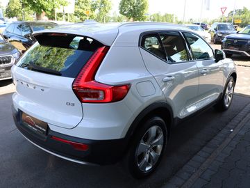 Volvo XC40 - 11