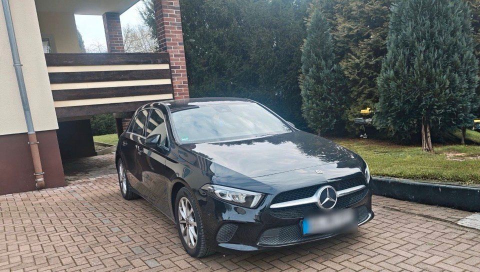 MERCEDES-BENZ Mercedes-Benz A 220 Lim.190 PS .TÜV 02/202...