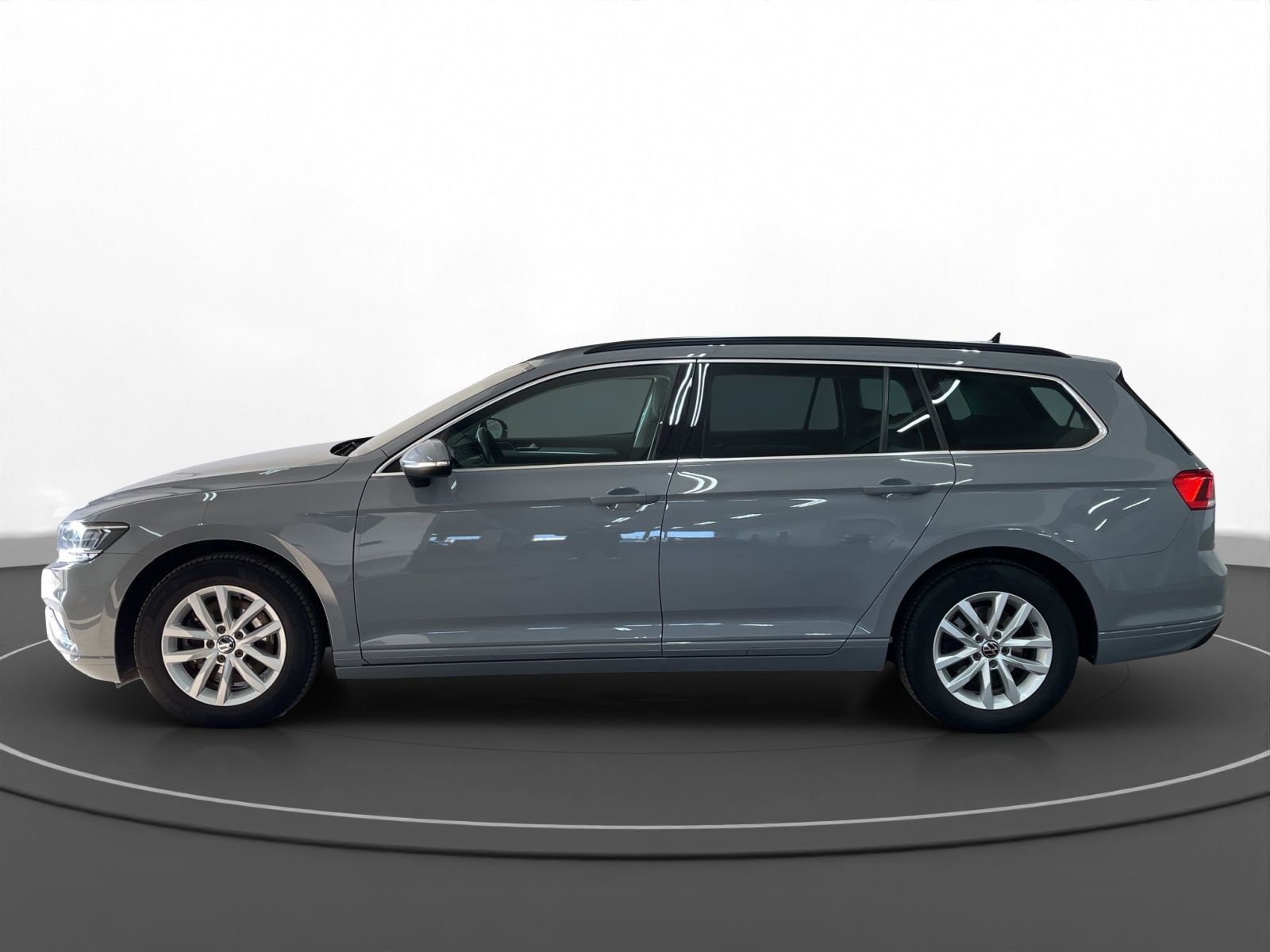 Volkswagen Passat Variant - Bild 8