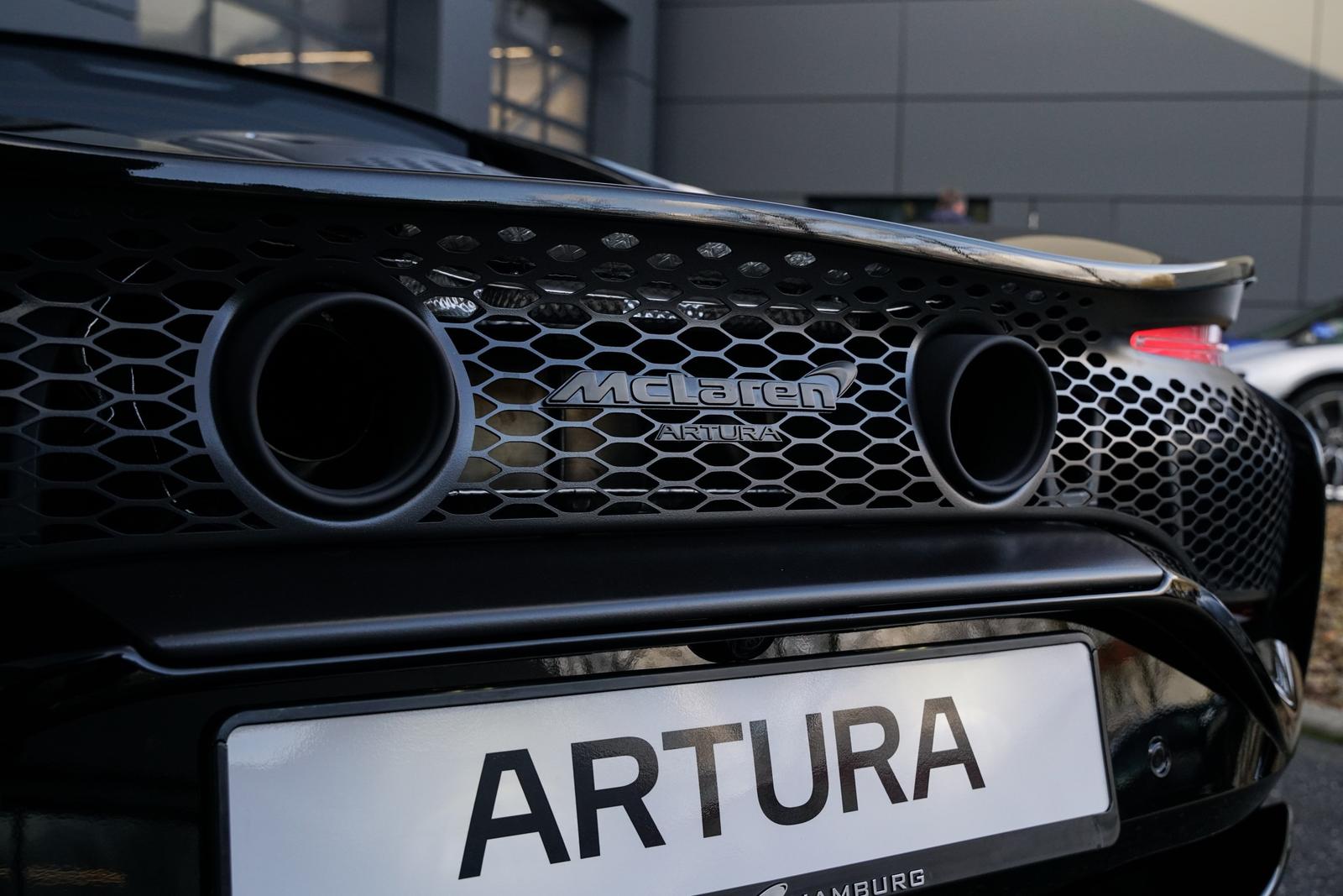 McLaren Artura Performance I Lift I Black Pack
