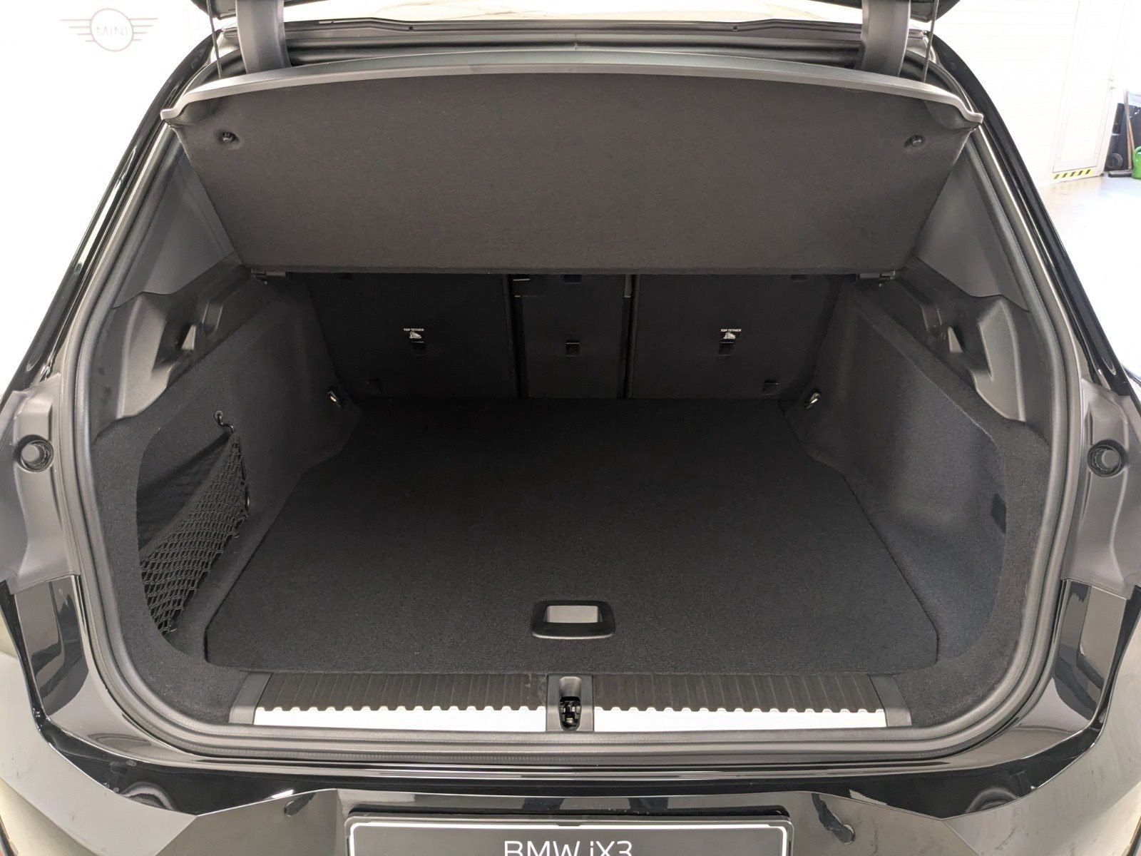 BMW iX3 - Bild 24