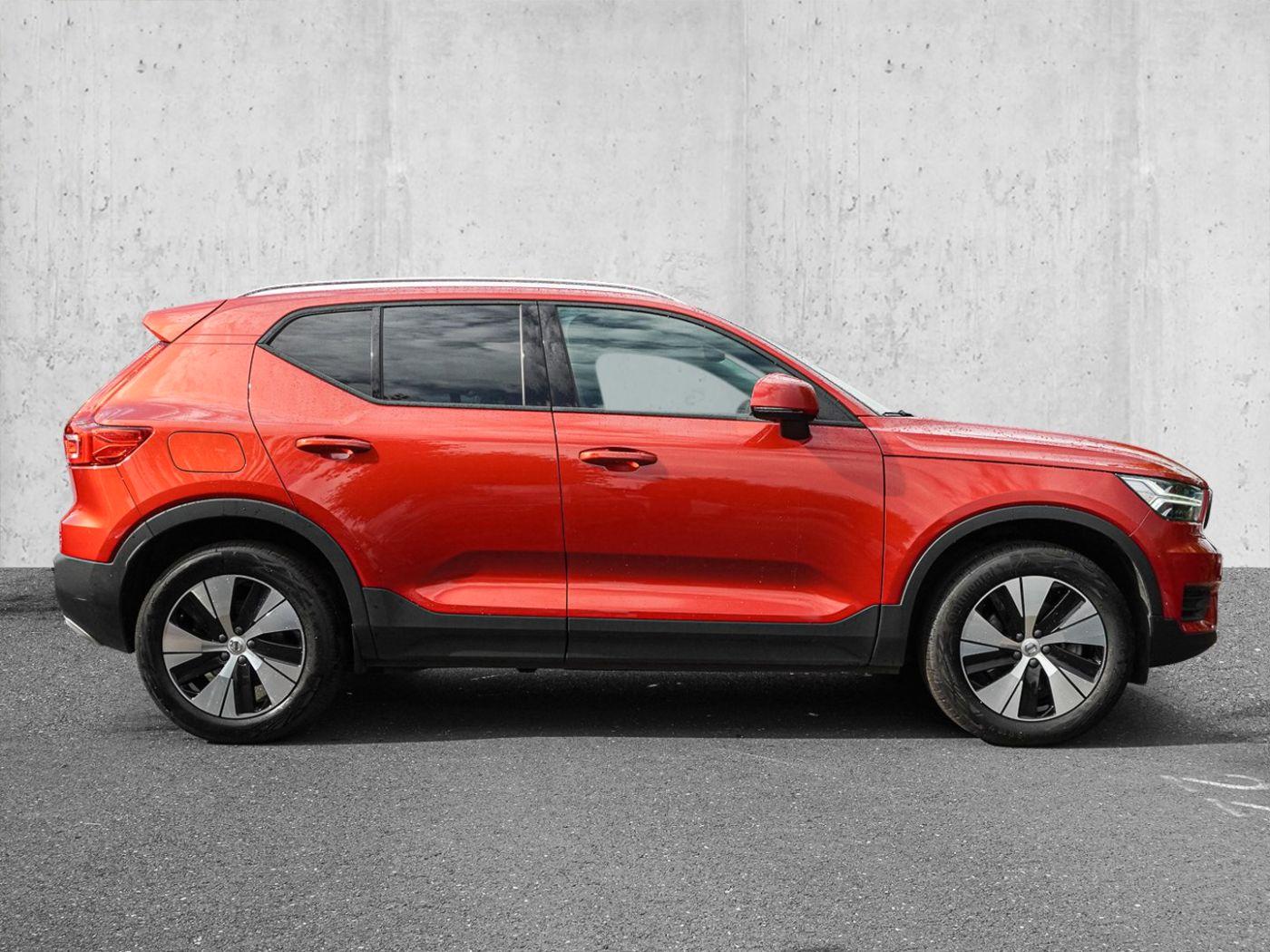 Volvo XC40 B4 B AWD Momentum Pro FRONTHZG PILOT PRIVAC