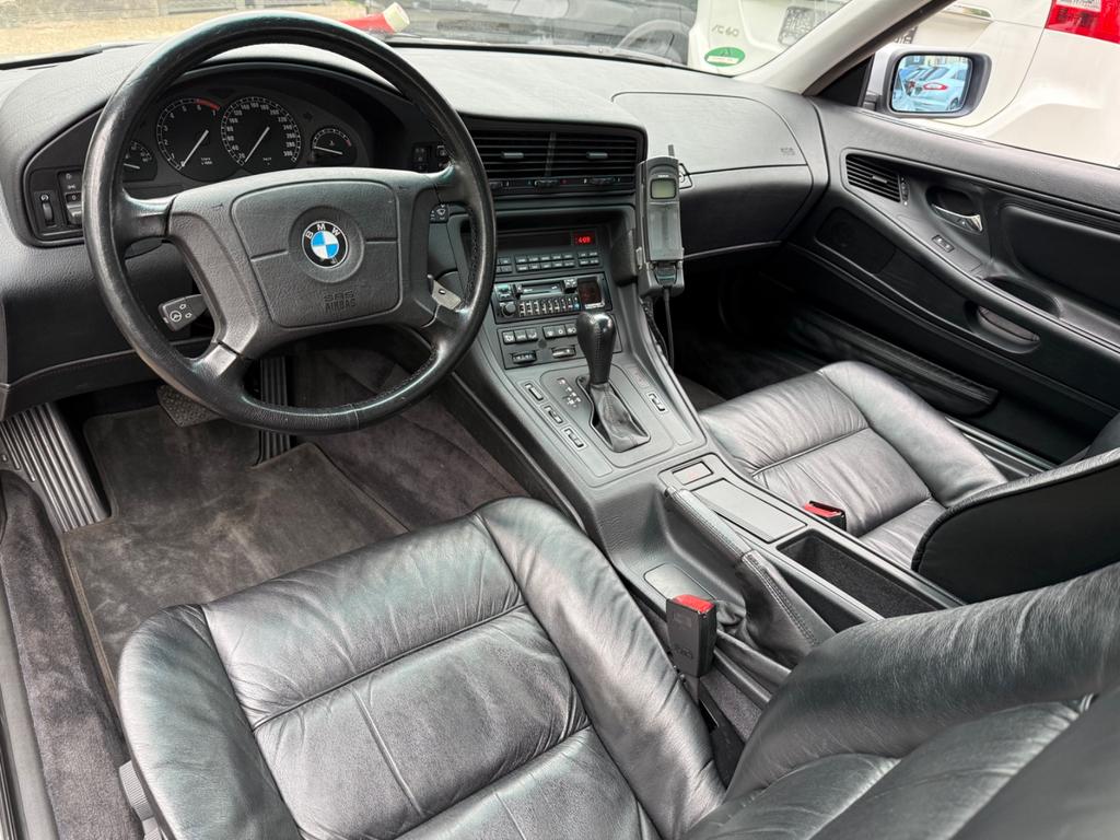 BMW 850