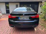BMW 730d  BMW Scheckheft Premium Selection - BMW 730 in Düsseldorf