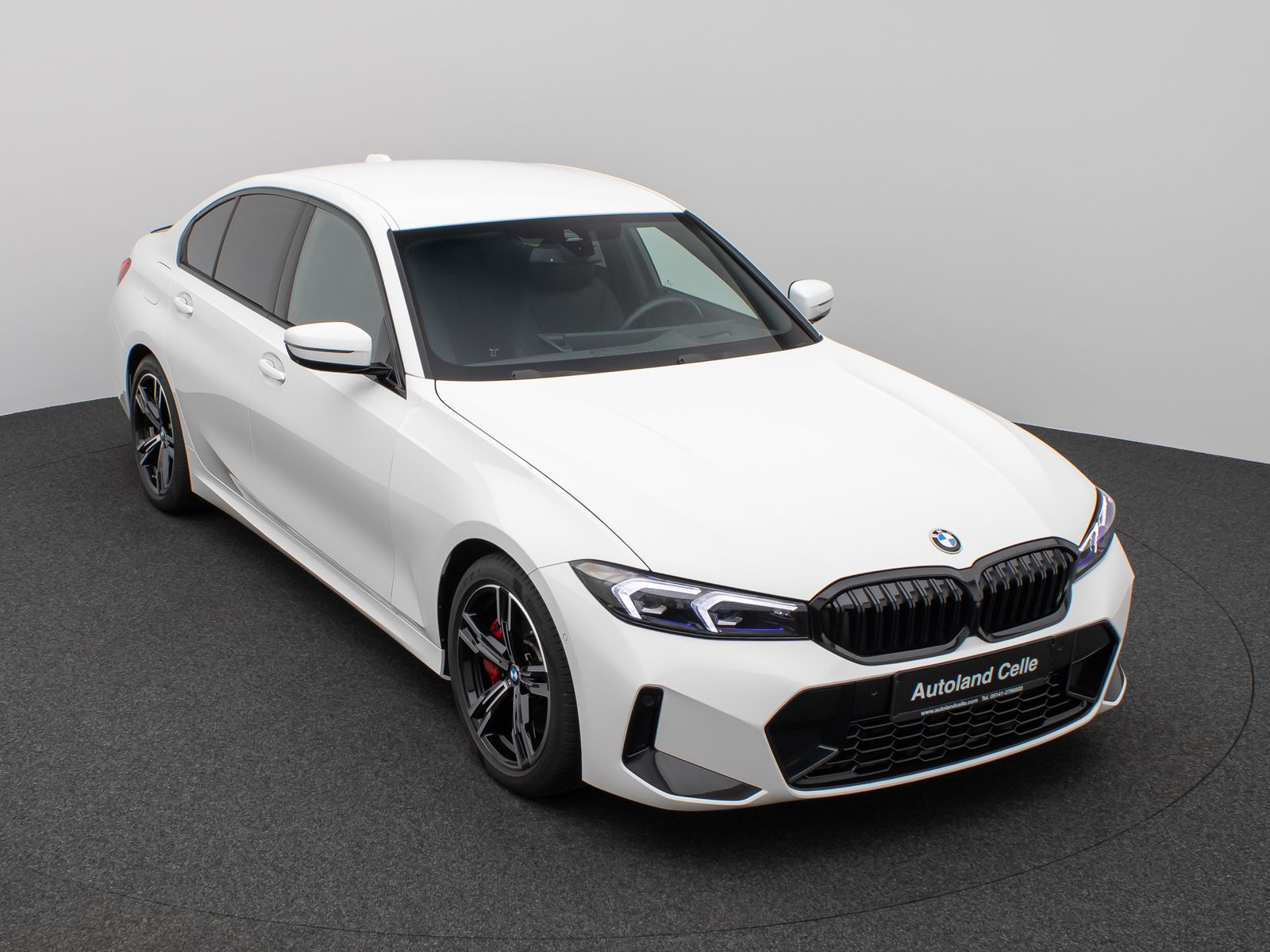 Fahrzeugabbildung BMW 320i M Sport Pro 360°HUD DAB H/K Standhzg LED