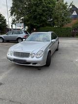 Mercedes-Benz Mercedes e220 w211 4800 wer ihn heute kauft - gebrauchte Mercedes-Benz E 220 aus dem Jahr 2003