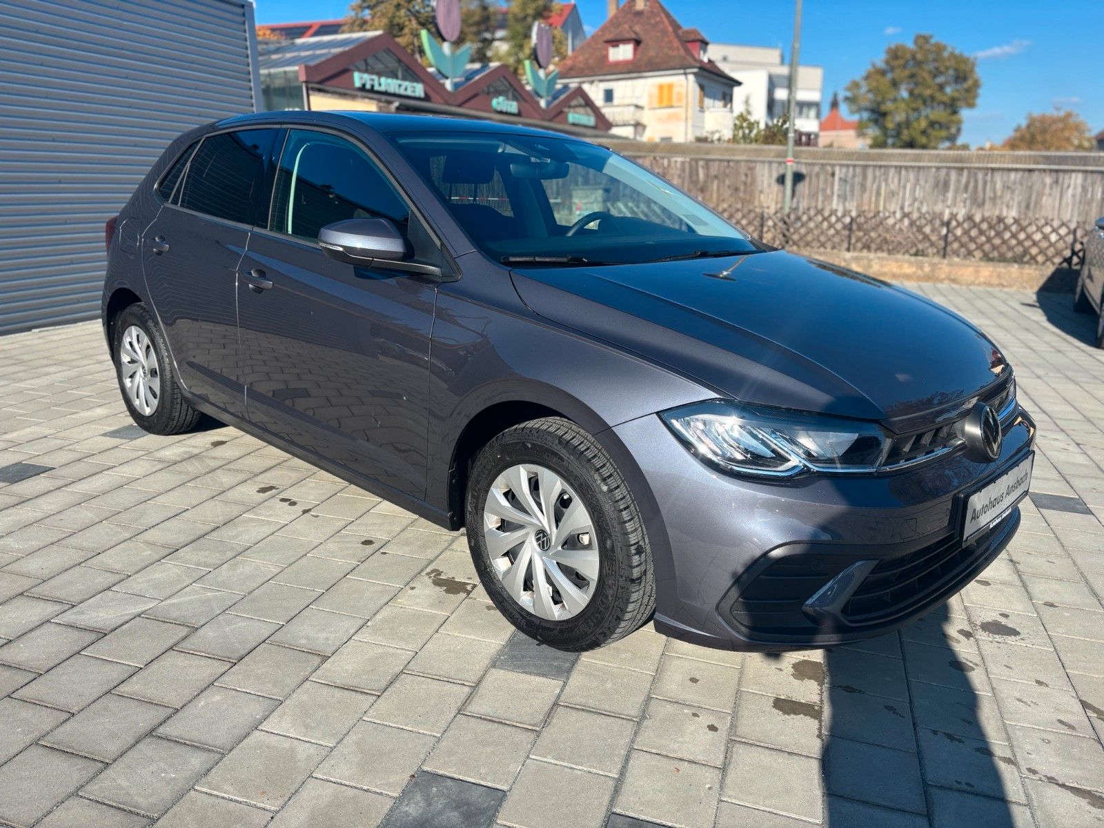 Fahrzeugabbildung Volkswagen Polo VI Life