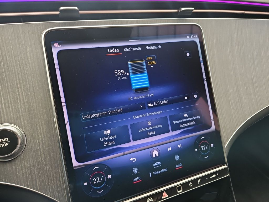 Fahrzeugabbildung Mercedes-Benz EQE 300 Avantg. AHK ACC Pano LED Massage HUD 360