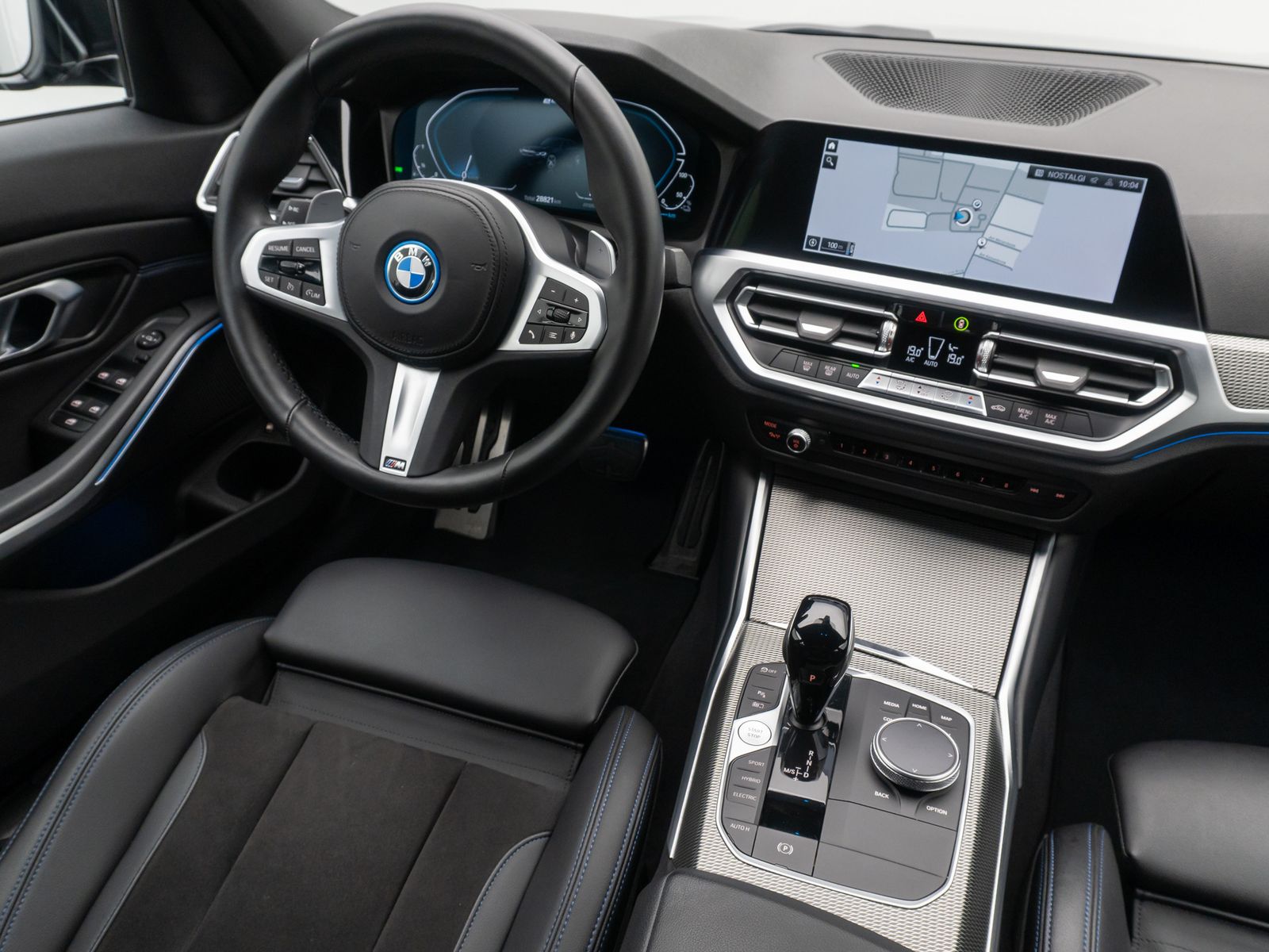 Fahrzeugabbildung BMW 320e M Sport Kamera DAB Alarm Parkassistenzsyst