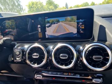 Mercedes-Benz B 220 Progressive 4Matic (190PS) AllradAHK