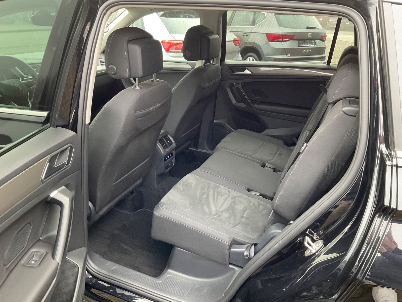Fahrzeugabbildung Volkswagen Tiguan Allspace 2.0 TDI DSG 4M,AHK,ACC,Kamera