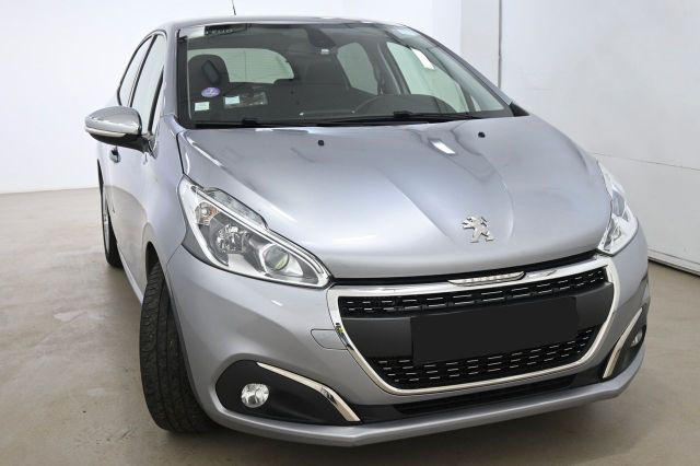 Peugeot 208 PureTech 82 Stop&Start 5 porte Signa