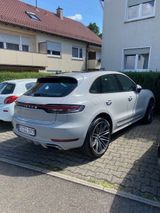 Porsche Macan Kreide, SportDesign, Pano, 21Zoll 911 Turb - Porsche: T 911