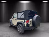 Jeep Wrangler 3.6 V6 SCHALTER/SOFTTOP - Jeep Wrangler mit Benzin-Antrieb: Beige