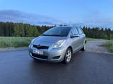 Toyota Yaris 2. Hand 82k km | TOP Zustand | VHB  - Toyota Yaris: Halbautomatik