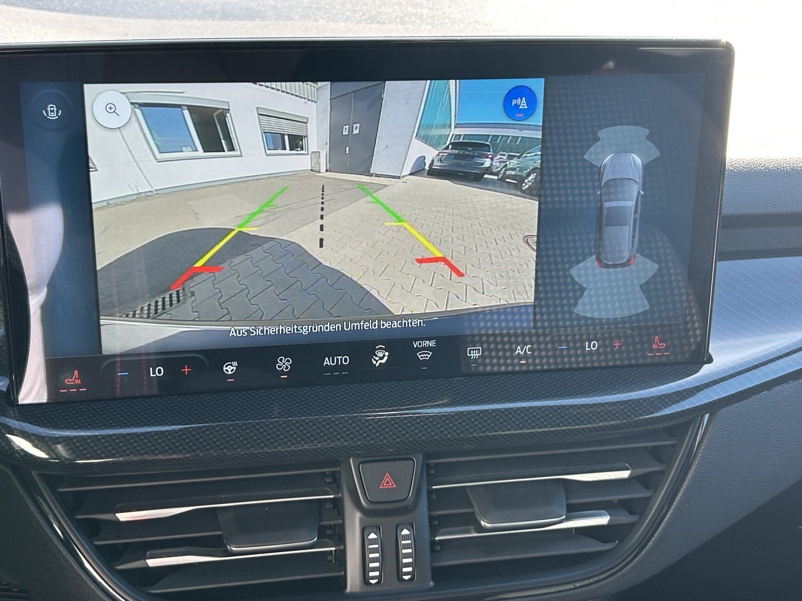 Fahrzeugabbildung Ford Focus Turnier ST-Line X LED/ACC/KAMERA/NAVI/HUD/