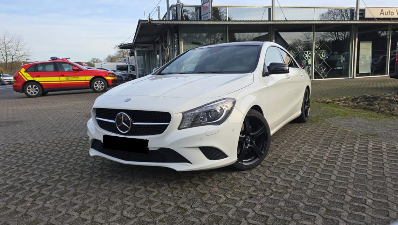 Mercedes-Benz CLA 250 Nav Bi Xenon Night P Leder ACC Side Lane
