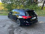 Ford Focus ST-Line NEUER MOTOR, B&O, Automatik - Ford Focus: Motor