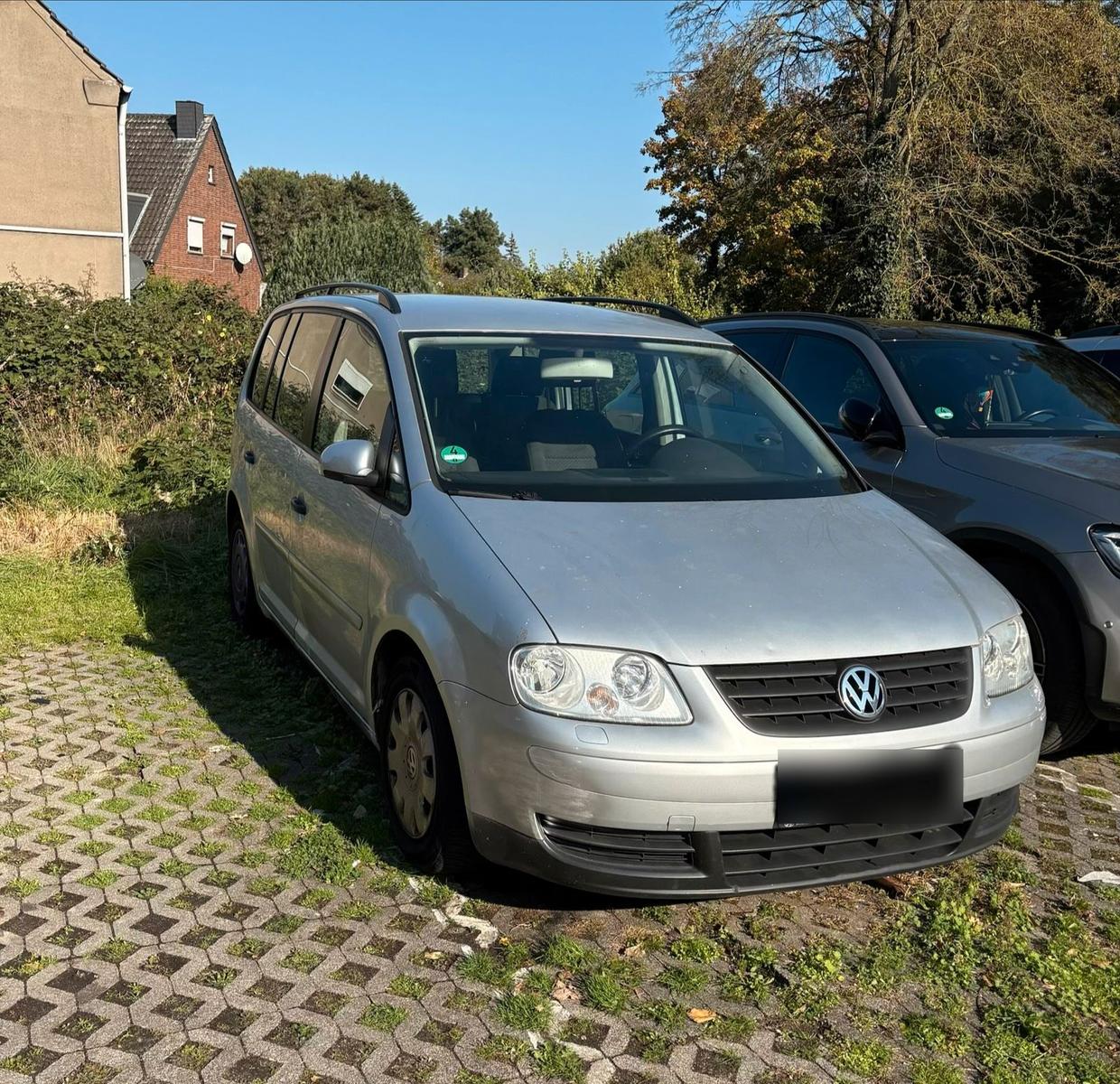 Volkswagen Touran 2005 — interior