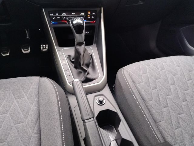 Polo MOVE 1.0 TSI Klima Navi Einparkhilfe