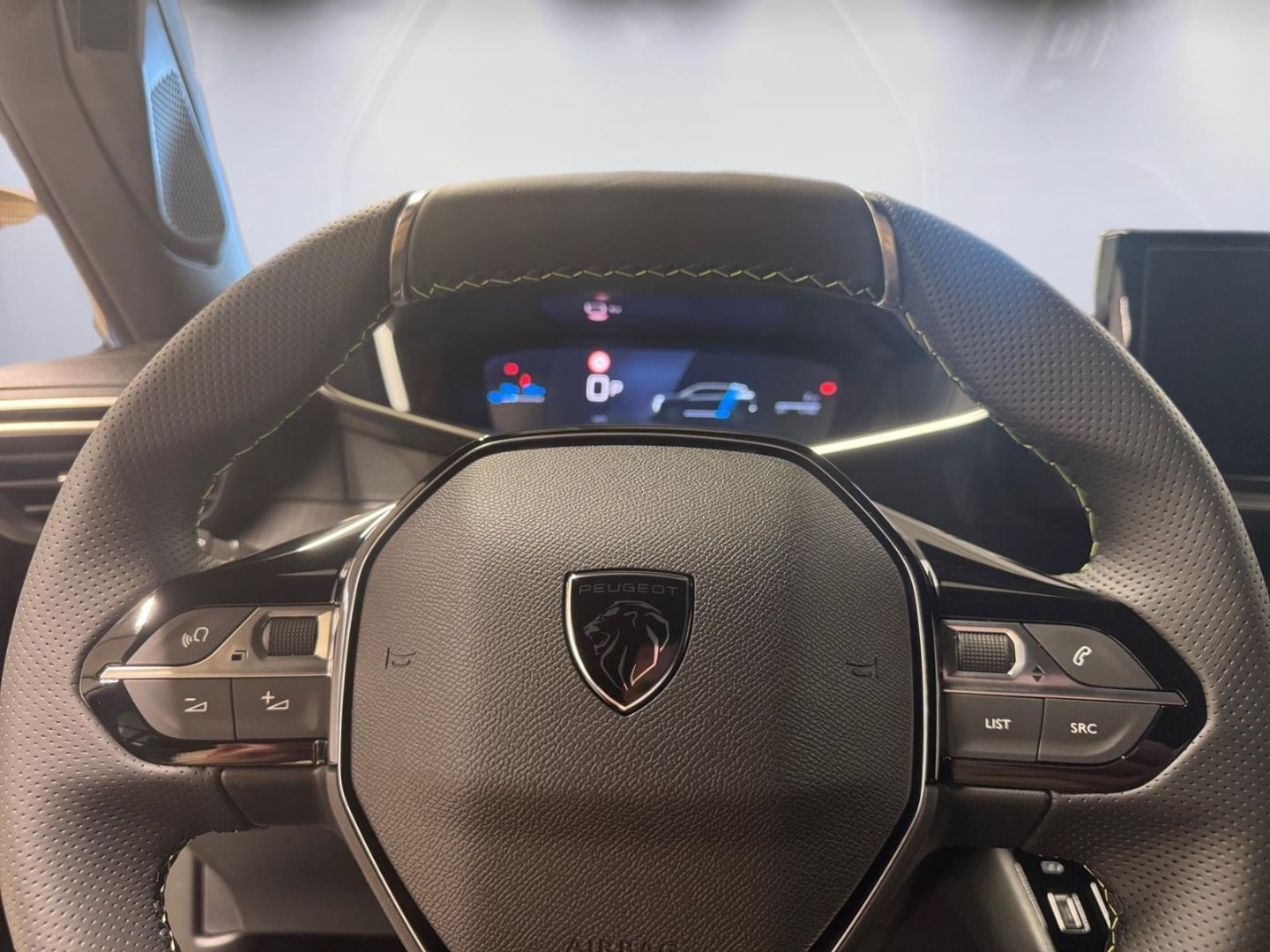 Peugeot 2008 - Bild 9
